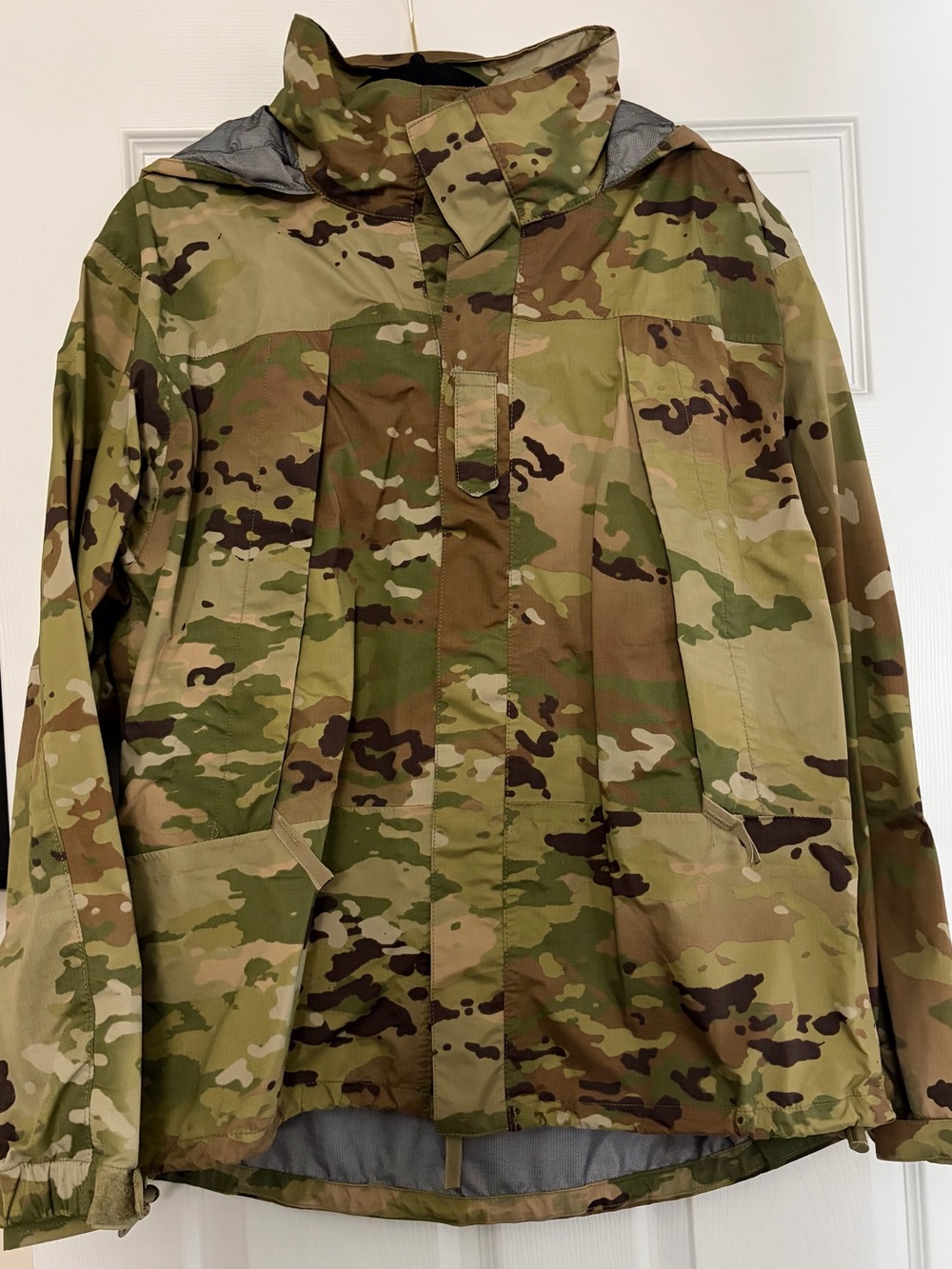 Multicam Camouflage Tactical Jacket - Hooded Military Style